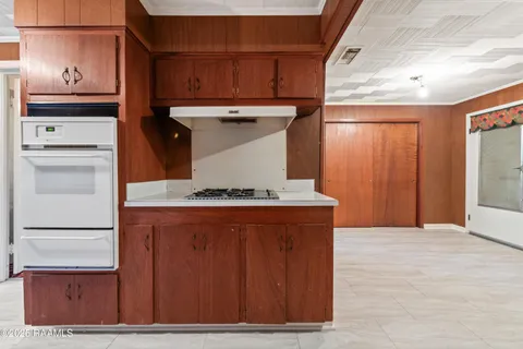 $160,000 | 212 South Jefferson Street, Abbeville, LA 70510