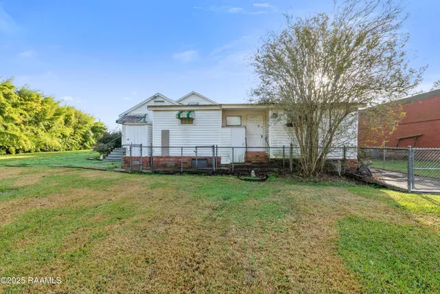 $160,000 | 212 South Jefferson Street, Abbeville, LA 70510