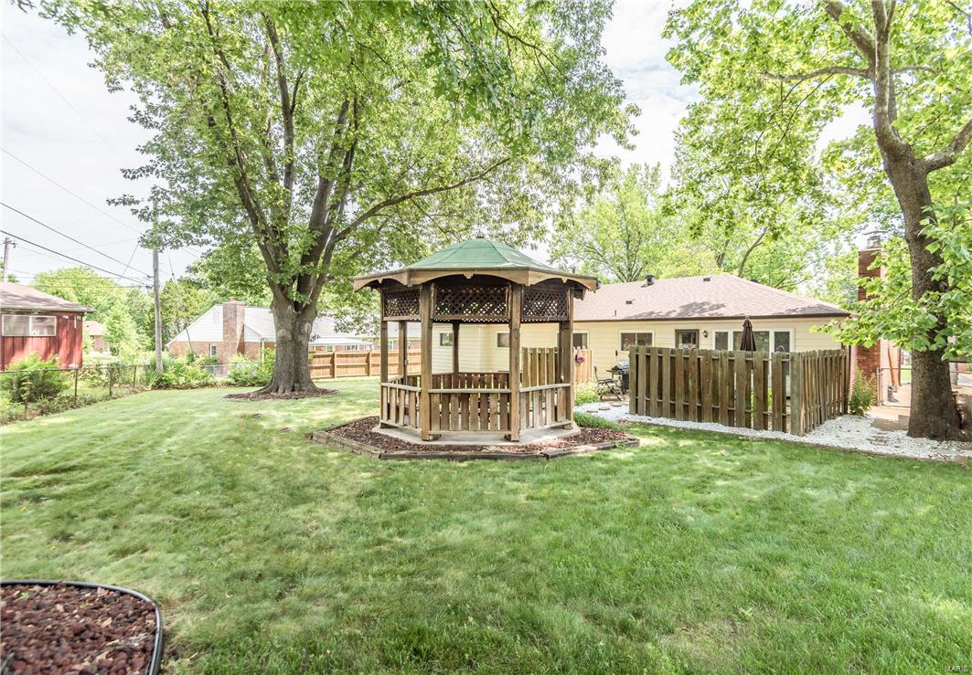 303 Portwind Place Ballwin, MO 63021 - Photo 23 of 25 Gallery Image 23