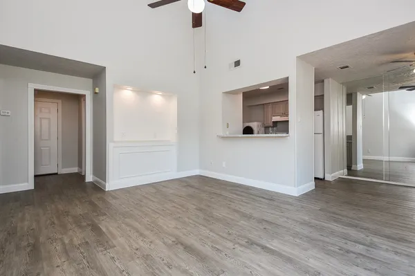 $1,450 | 13151 Walden Road, Unit 206, Montgomery, TX 77356