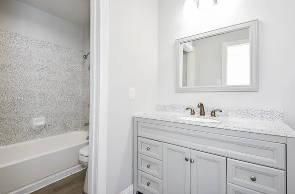 $1,450 | 13151 Walden Road, Unit 206, Montgomery, TX 77356