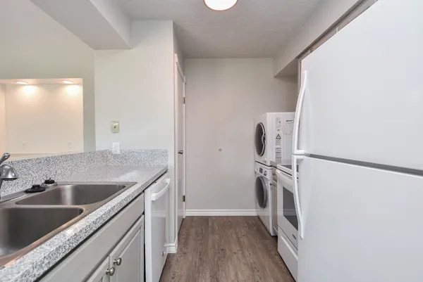 $1,450 | 13151 Walden Road, Unit 206, Montgomery, TX 77356