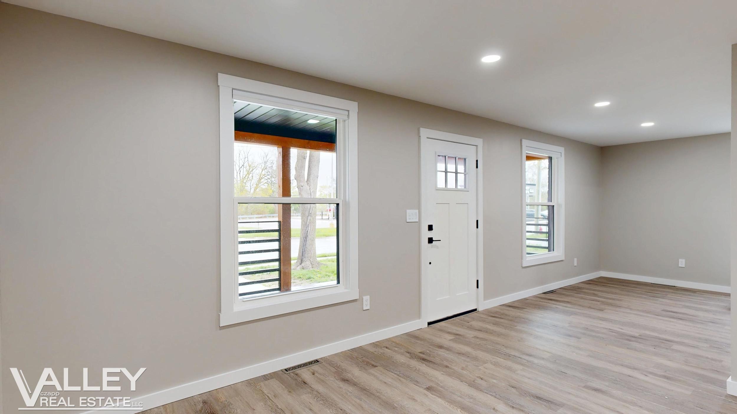 175 West Washington Road Freeland, MI 48623 - Photo 10 of 65