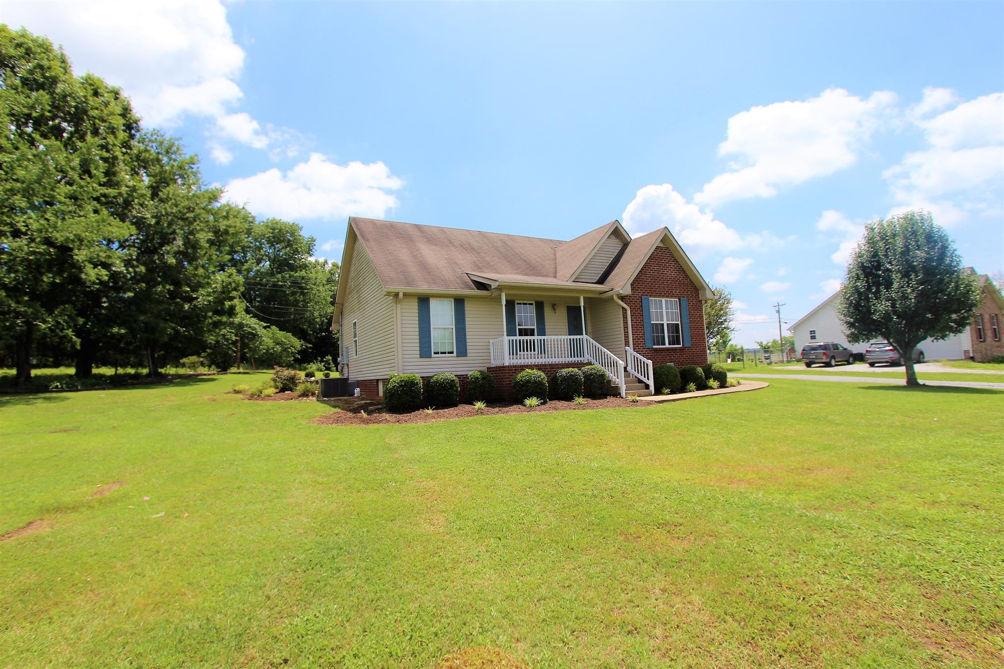 1062 Hamilton Chambers Road Lebanon, TN 37087 - Photo 2 of 18