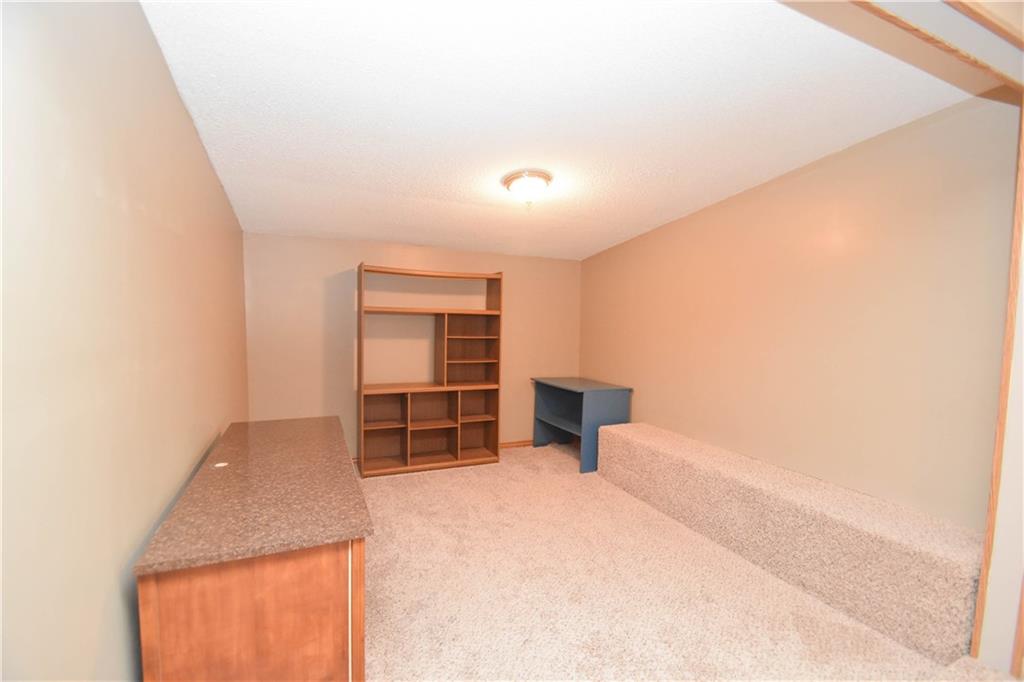 515 Grandison Road Greenfield, IN 46140 - Photo 6 of 17 Gallery Image 6