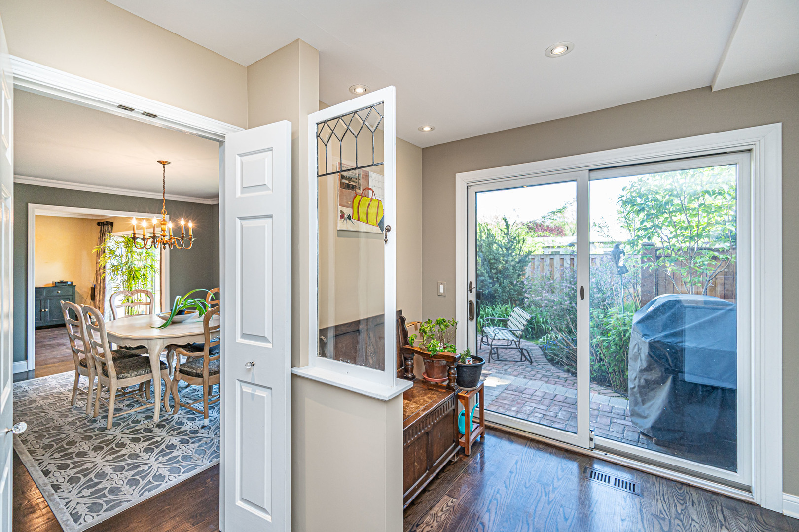 23 Park Lane Park Ridge, IL 60068 - Photo 6 of 24 Gallery Image 6