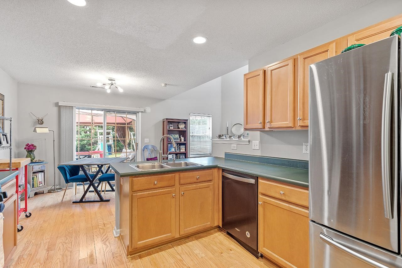 11021 Peacock Moss Street Raleigh, NC 27613 - Photo 12 of 37 Photo 12