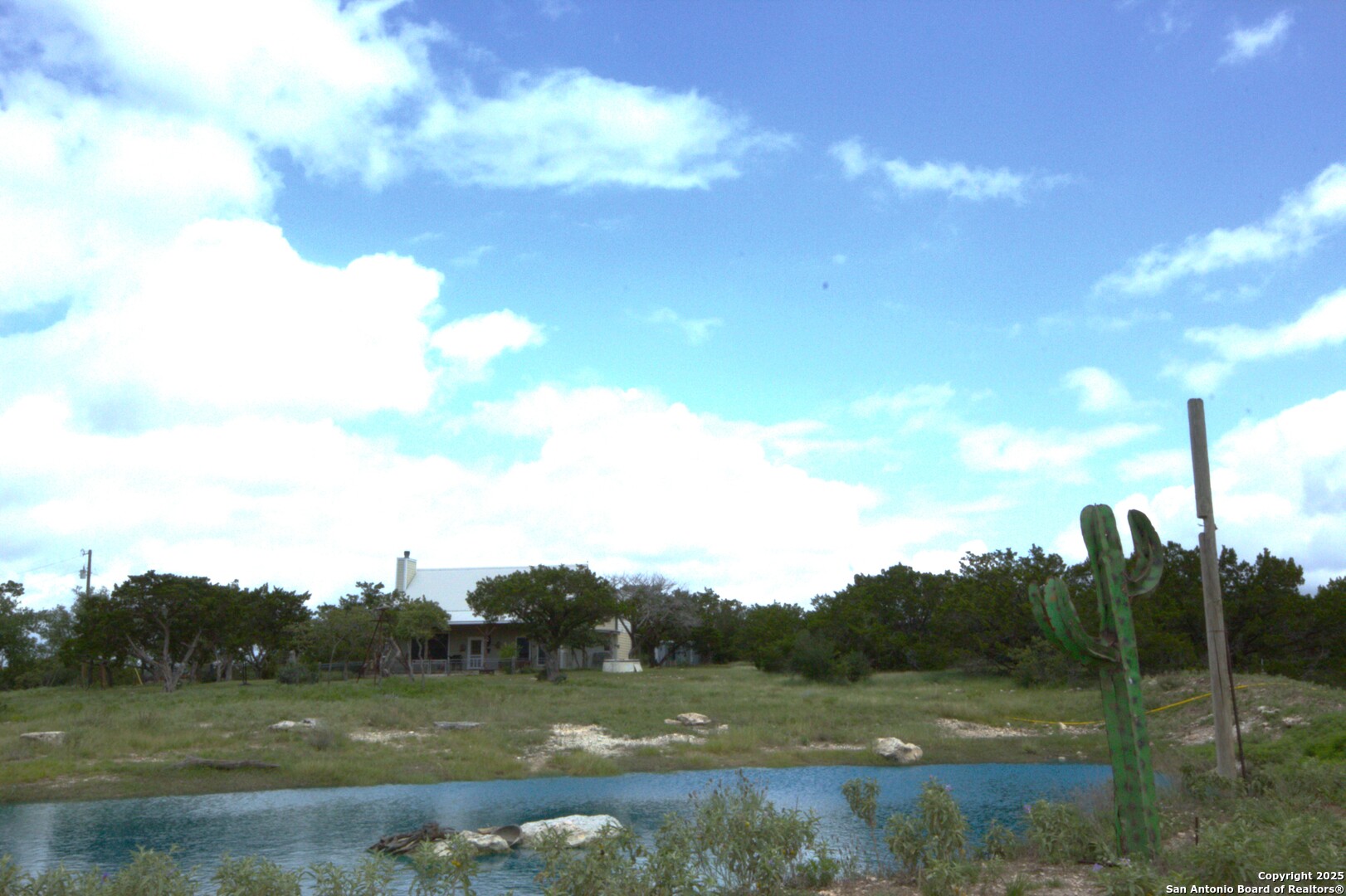 510 Deadend Road Junction, TX 76849 - Photo 2 of 30