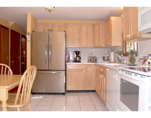 15 Huntley Road Hingham, MA 02043 - Photo 4 of 8 Gallery Image 4