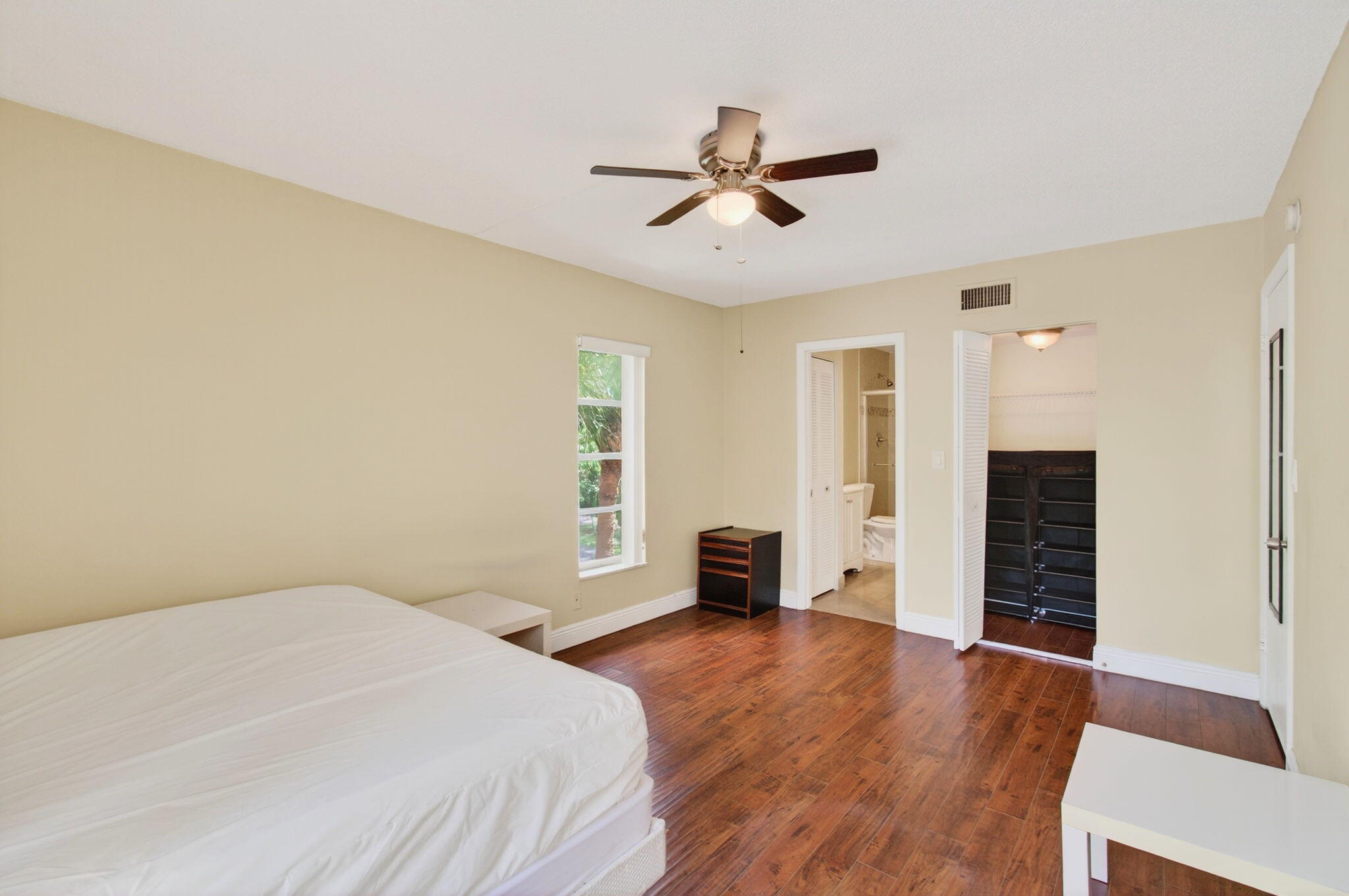 480 Northwest 20th Street, Unit 301 Boca Raton, FL 33431 - Photo 19 of 47 36-web-or-mls-DSC_2005