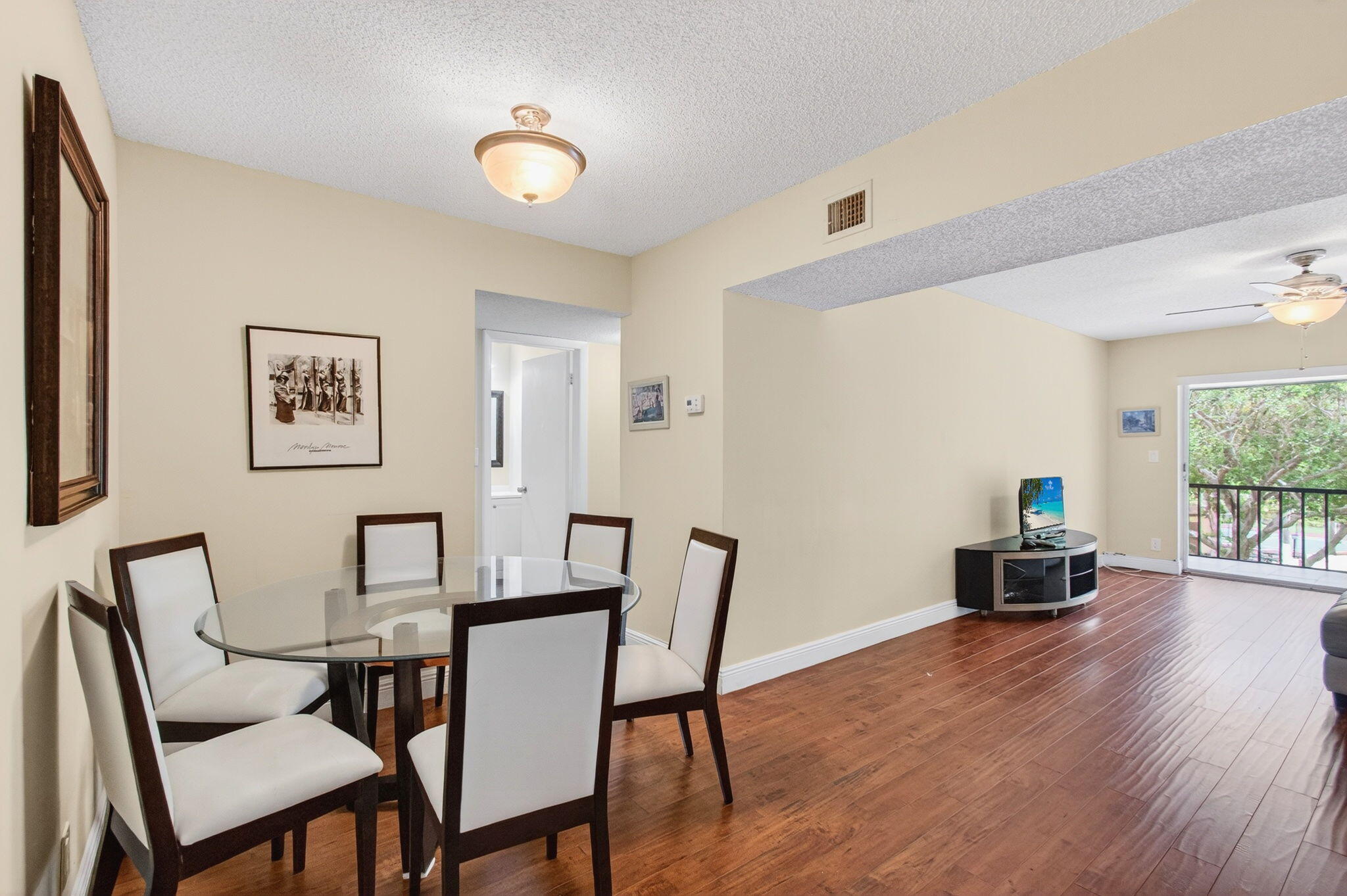 480 Northwest 20th Street, Unit 301 Boca Raton, FL 33431 - Photo 8 of 47 11-web-or-mls-DSC_2065