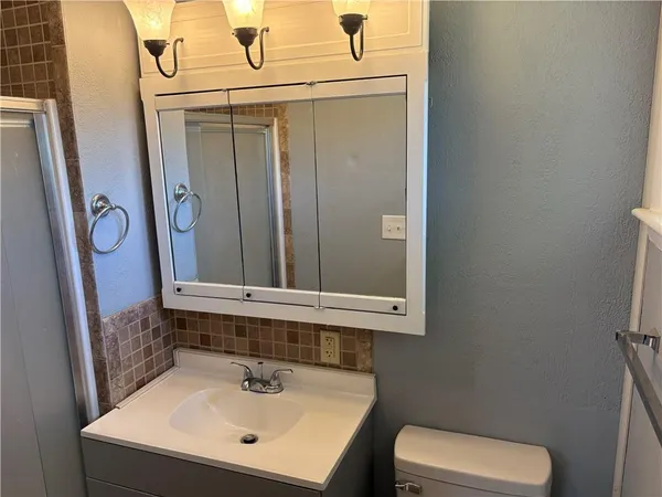 $225,000 | 407 Morningside Terrace, Richmond, MO 64085