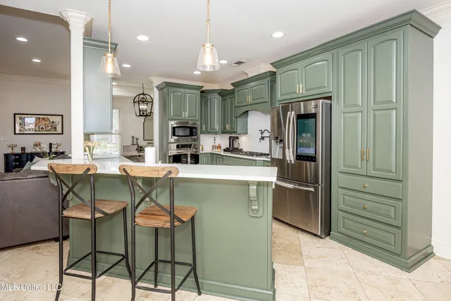 $635,000 | 3208 Oakleigh Circle, Ocean Springs, MS 39564