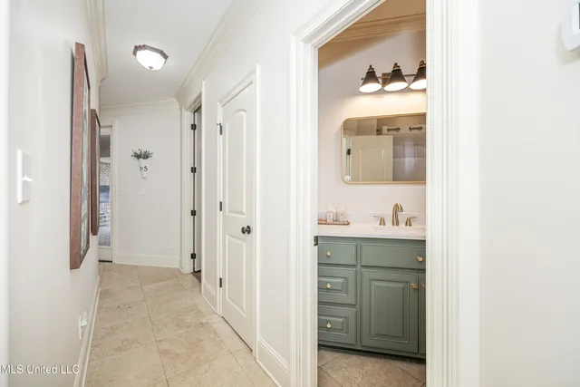 $635,000 | 3208 Oakleigh Circle, Ocean Springs, MS 39564