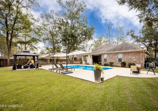 $635,000 | 3208 Oakleigh Circle, Ocean Springs, MS 39564