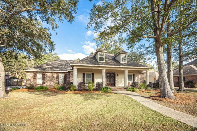 $635,000 | 3208 Oakleigh Circle, Ocean Springs, MS 39564