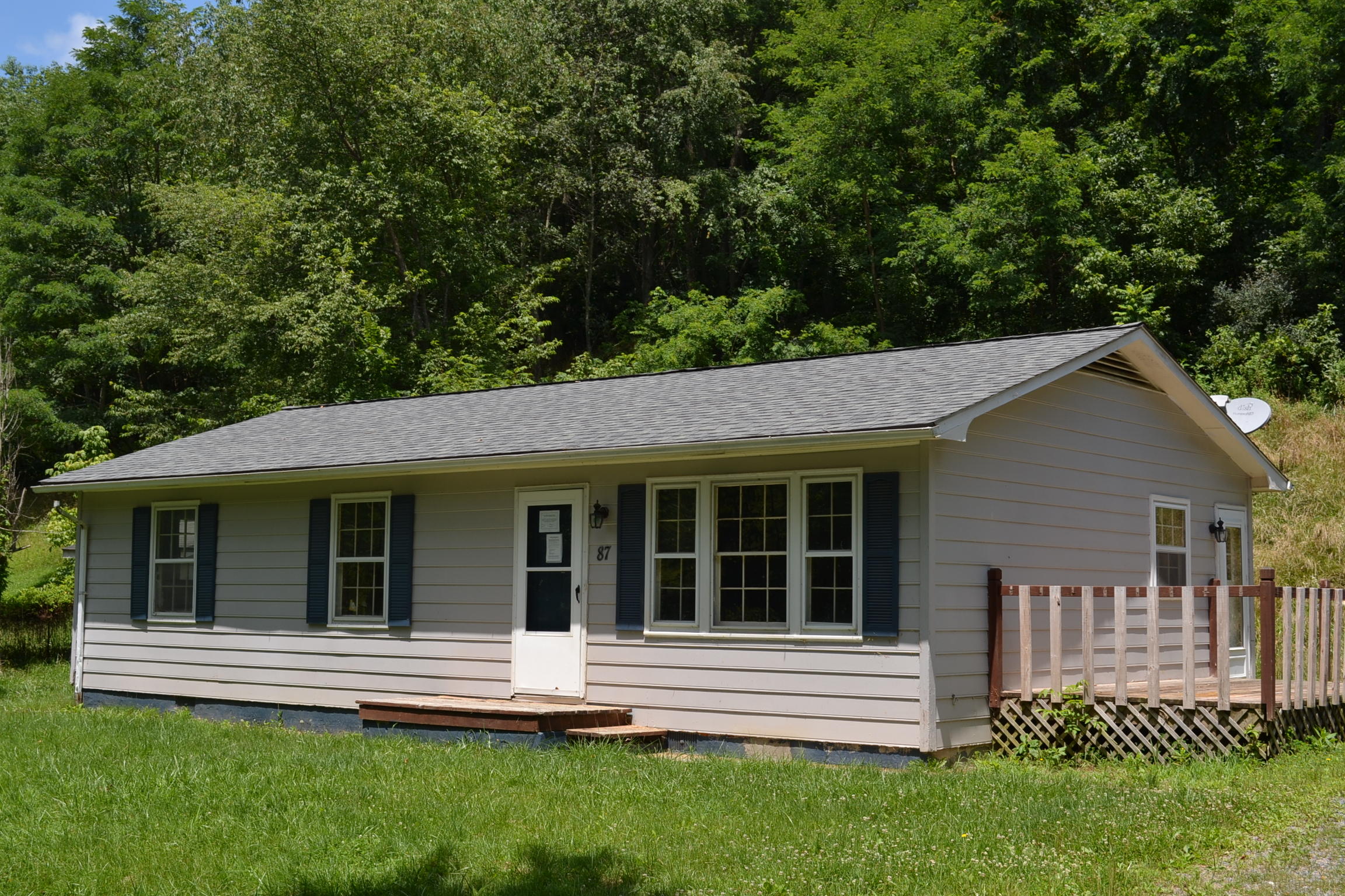 187 Cades Field Road Union, WV 24983 - Photo 1 of 7 Gallery Image 1