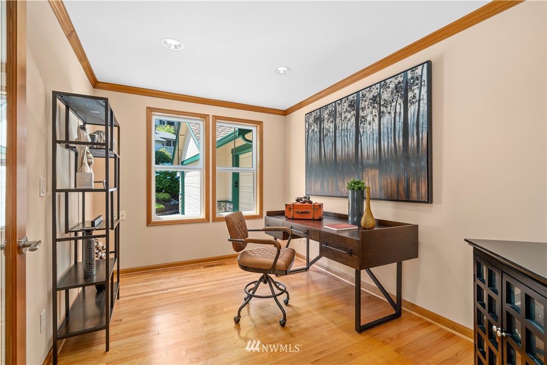 9302 Valhalla Way Bothell, WA 98011 - Photo 7 of 37