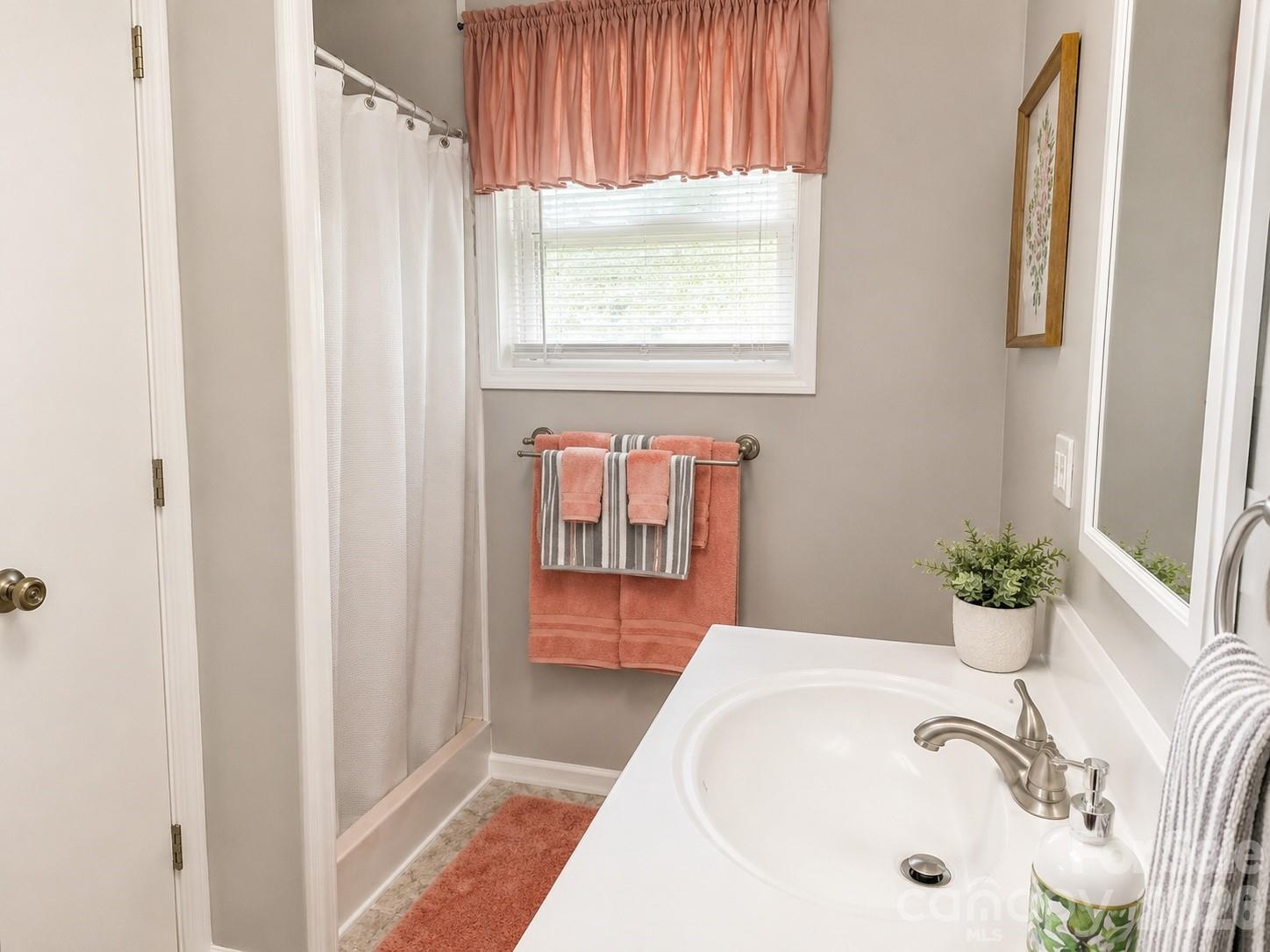 702 Love Joy Road Canton, NC 28716 - Photo 23 of 40