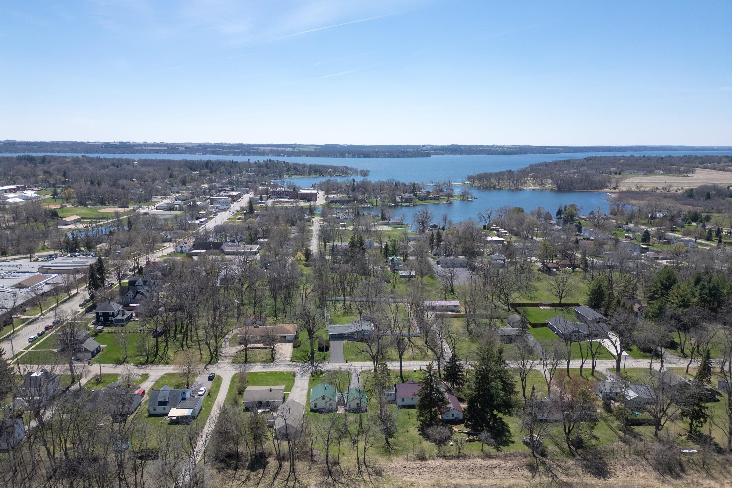 472 North Street Green Lake, WI 54941 - Photo 13 of 31
