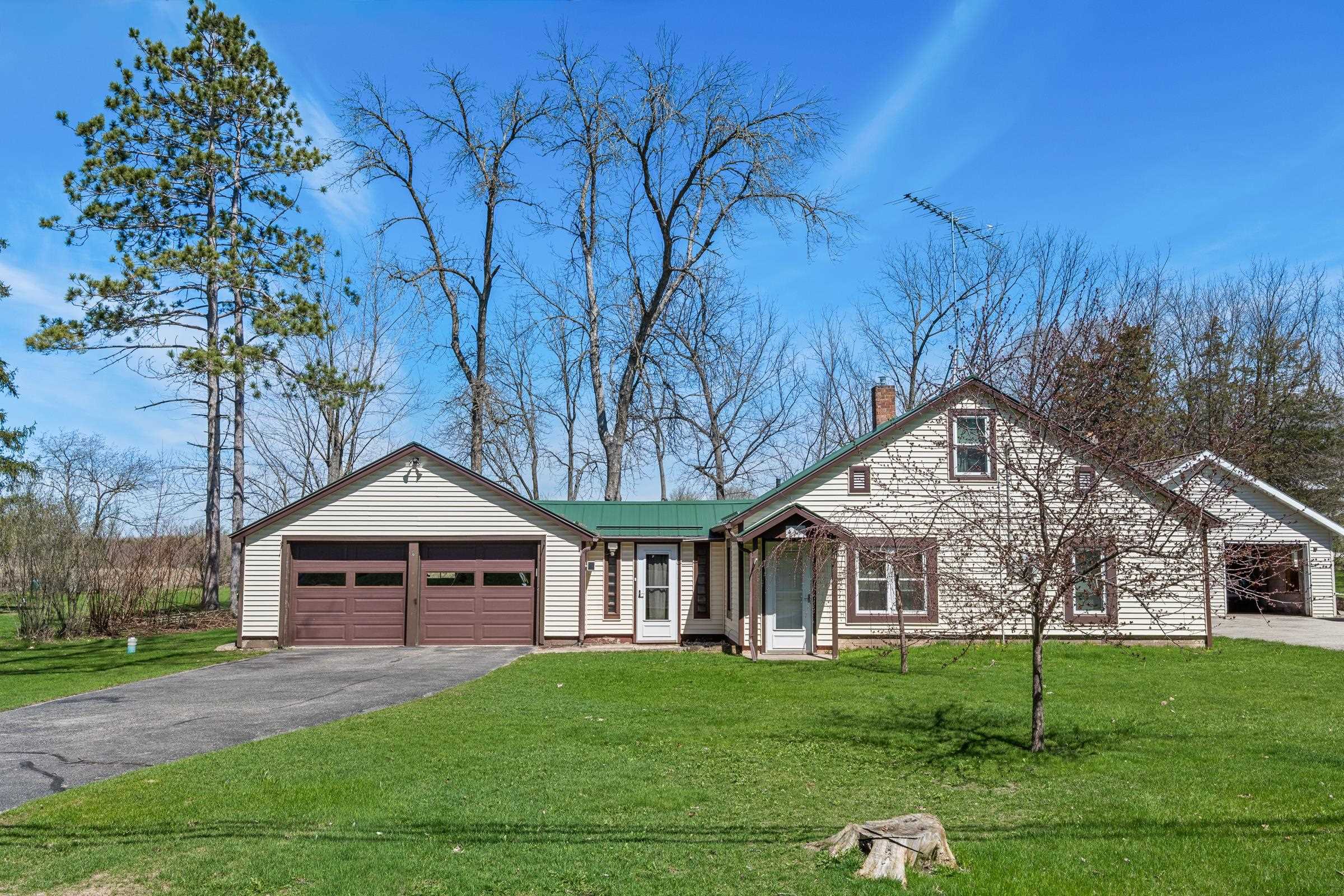 472 North Street Green Lake, WI 54941 - Photo 25 of 31