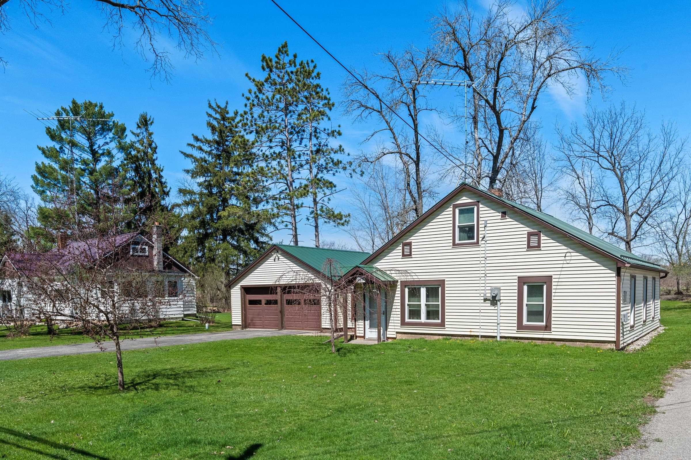 472 North Street Green Lake, WI 54941 - Photo 26 of 31