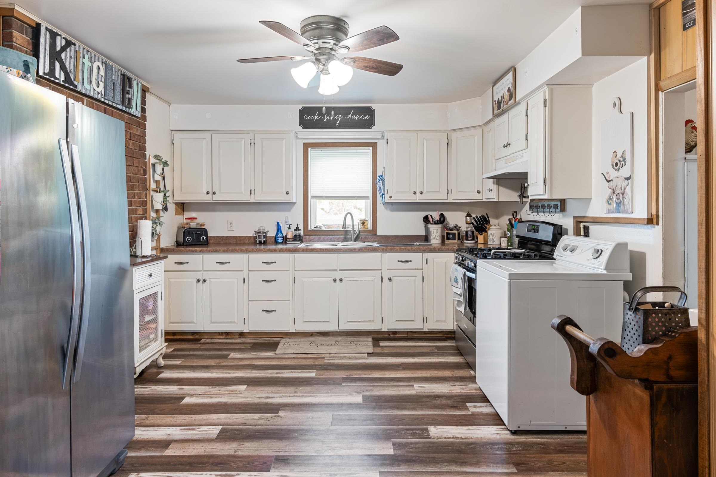 472 North Street Green Lake, WI 54941 - Photo 7 of 31