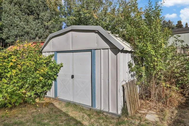 $89,900 | 24807 East Trent Avenue, Unit 13, Newman Lake, WA 99025