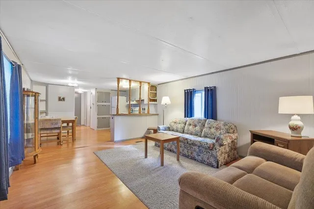 $89,900 | 24807 East Trent Avenue, Unit 13, Newman Lake, WA 99025