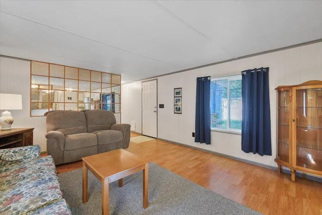 $89,900 | 24807 East Trent Avenue, Unit 13, Newman Lake, WA 99025