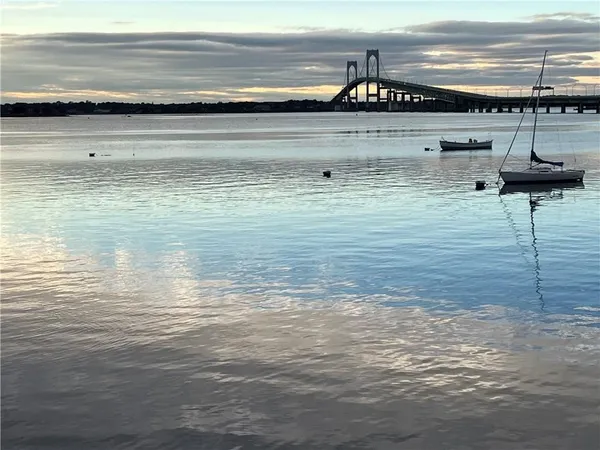 $3,500 | 109 2nd Street, Newport, RI 02840