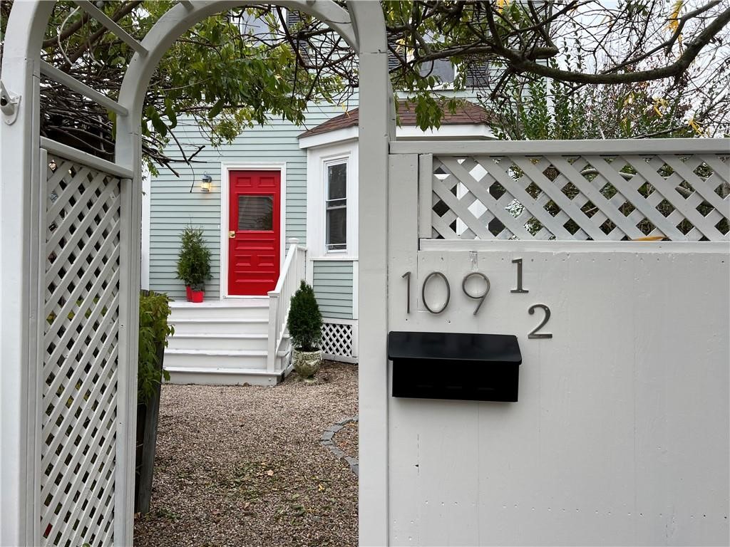109 2nd Street Newport, RI 02840 - Photo 2 of 22
