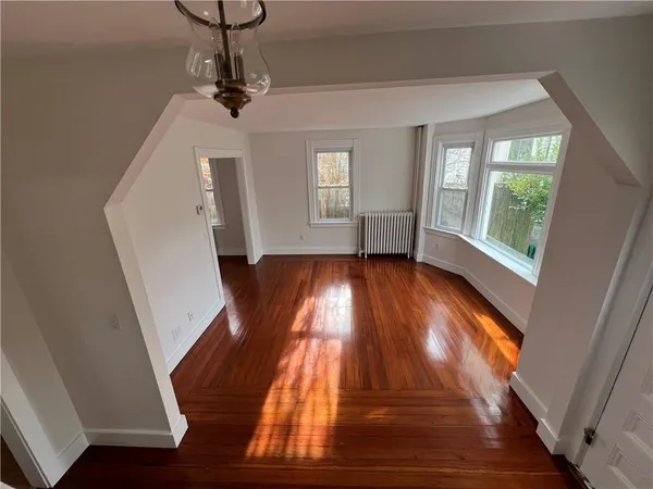 $3,500 | 109 2nd Street, Newport, RI 02840