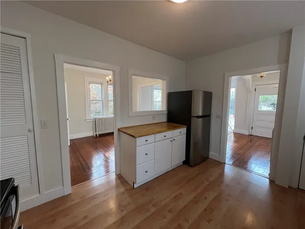 $3,500 | 109 2nd Street, Newport, RI 02840