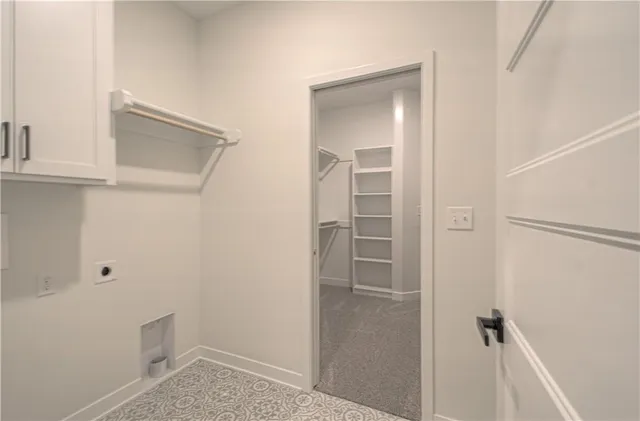 $579,000 | 2211 Prairie Creek Drive, Kearney, MO 64060