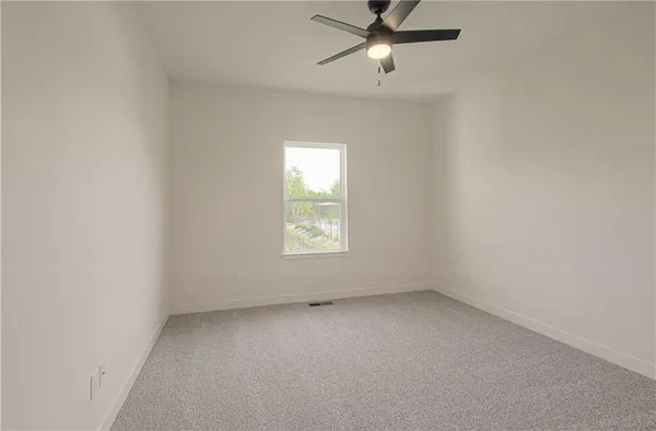 $574,000 | 2211 Prairie Creek Drive, Kearney, MO 64060