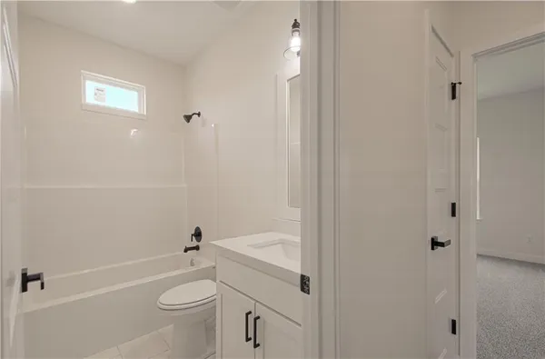 $574,000 | 2211 Prairie Creek Drive, Kearney, MO 64060