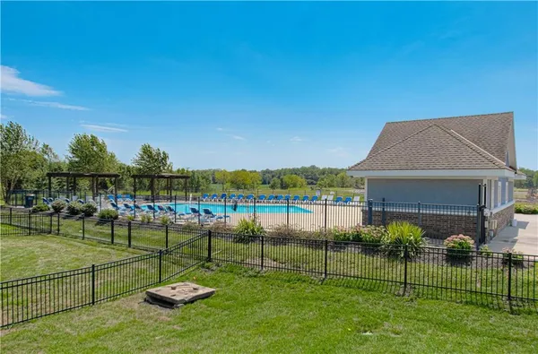 $574,000 | 2211 Prairie Creek Drive, Kearney, MO 64060