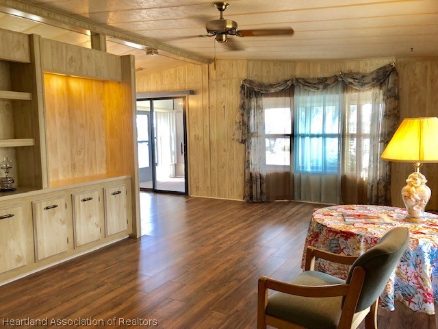 1552 Caribbean Road Sebring, FL 33870 - Photo 15 of 33 Gallery Image 15