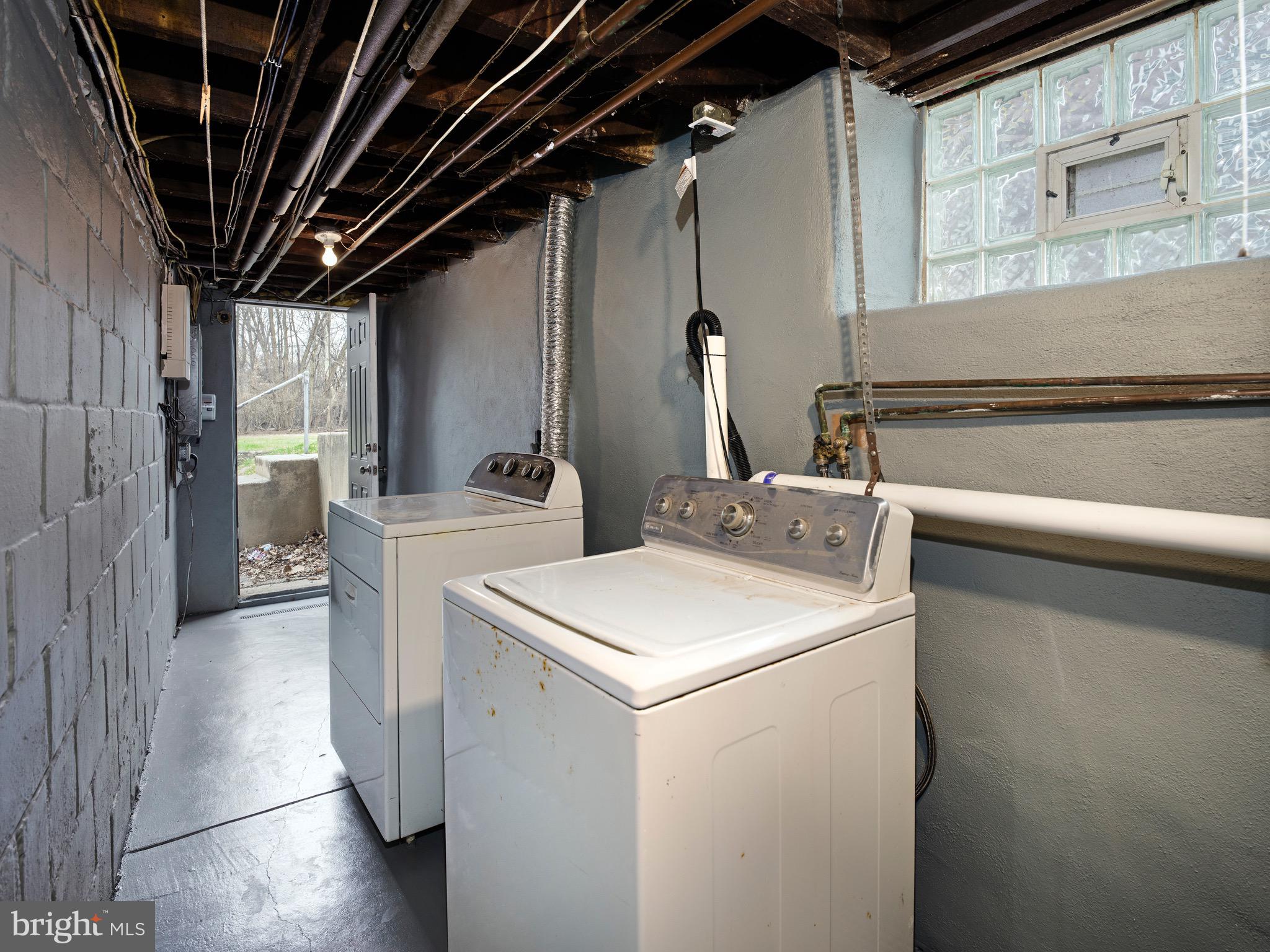 1200 Angora Avenue Lansdowne, PA 19050 - Photo 17 of 20 a utility room with dryer and washer