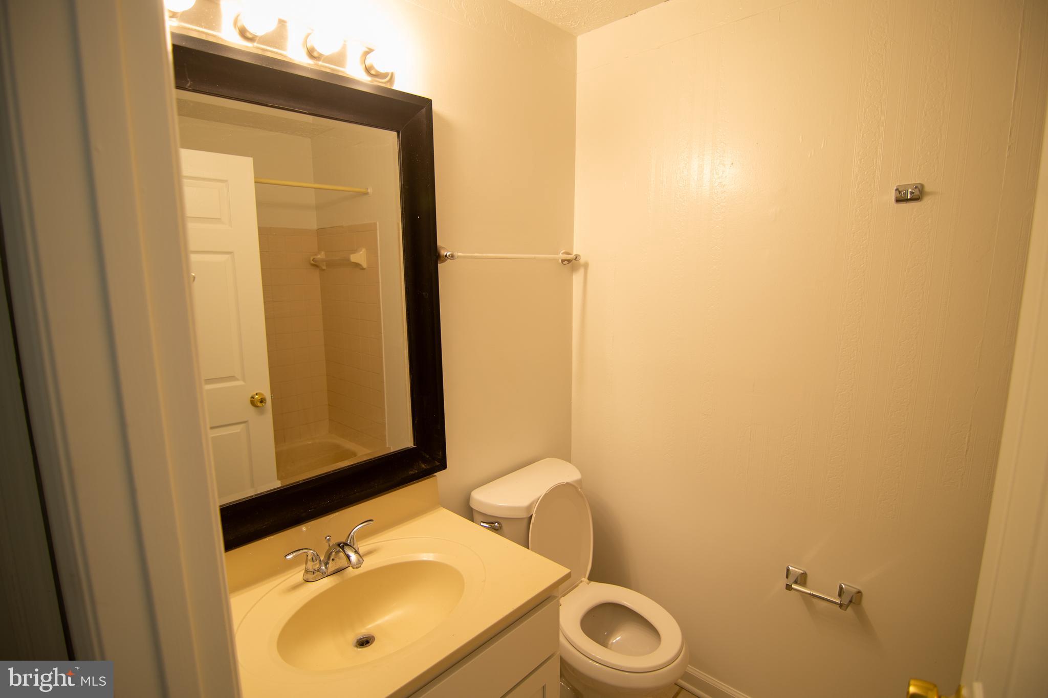 1304 Clover Valley Way Edgewood, MD 21040 - Photo 25 of 33