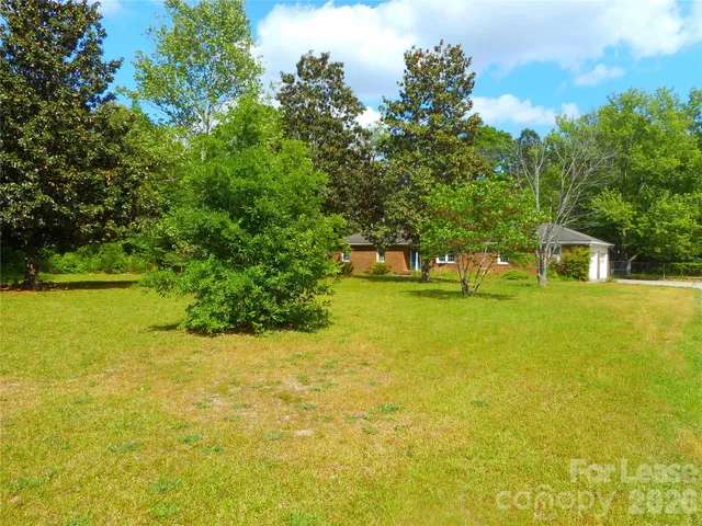 $1,995 | 733 Catawba Circle North, Matthews, NC 28104