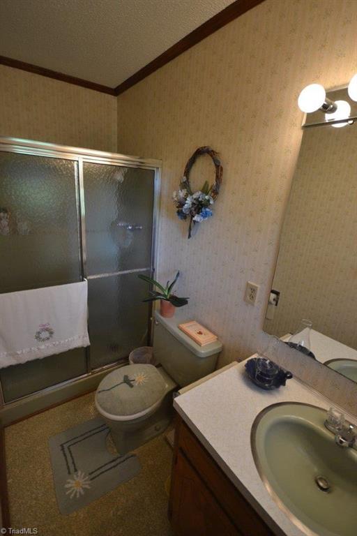 736 Foxfire Road Asheboro, NC 27205 - Photo 12 of 24 Master Bath
