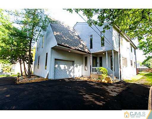38 Lynnwood Road Edison, NJ 08820 - Photo 1 of 21 Gallery Image 1