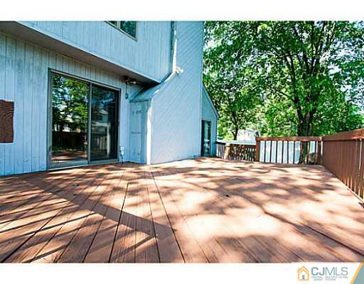 38 Lynnwood Road Edison, NJ 08820 - Photo 19 of 21 Gallery Image 19