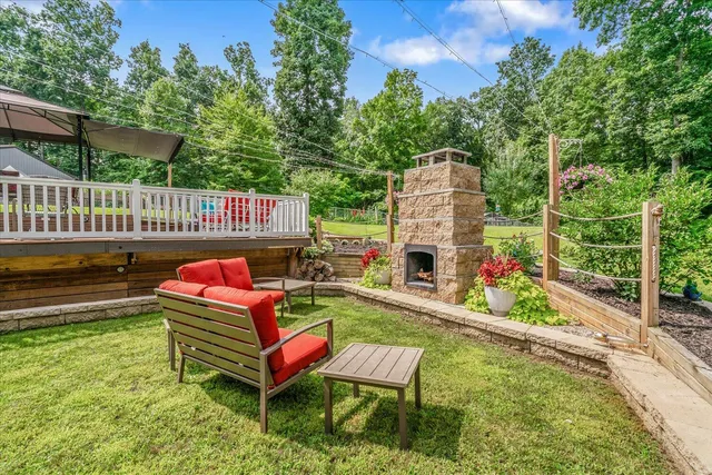 $695,000 | 8632 Anchor Drive, Delton, MI 49046