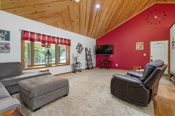 $695,000 | 8632 Anchor Drive, Delton, MI 49046