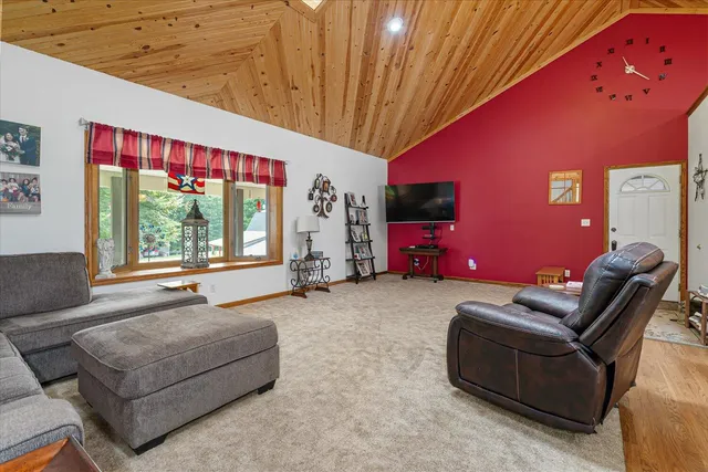 $695,000 | 8632 Anchor Drive, Delton, MI 49046