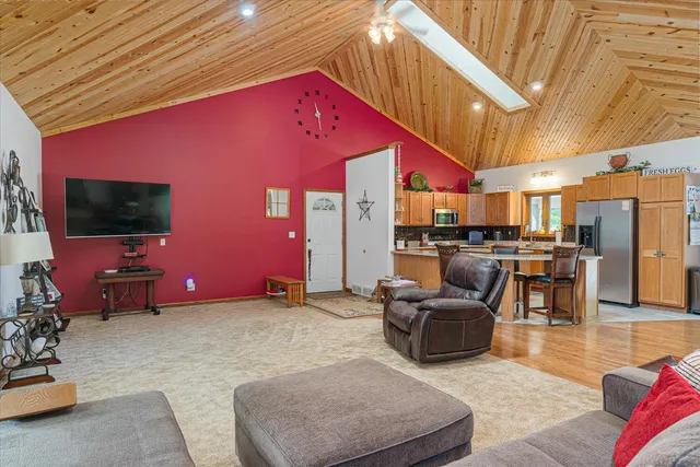 $695,000 | 8632 Anchor Drive, Delton, MI 49046