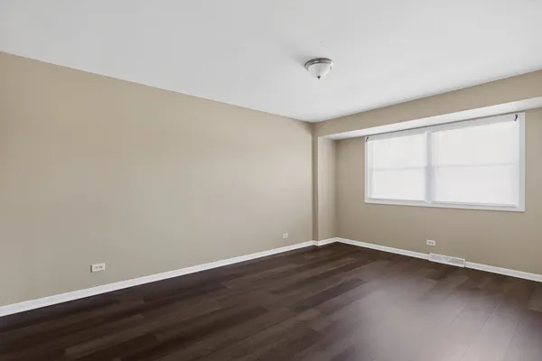 $2,499 | 193 Jeffrey Lane, Bolingbrook, IL 60440